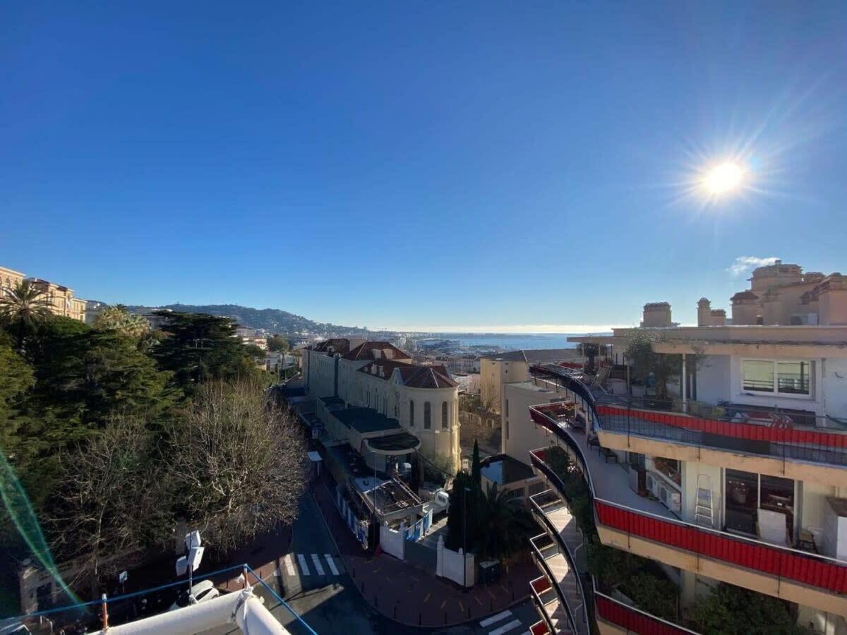 Appartement C010 - Magnifique Toit Terrasse